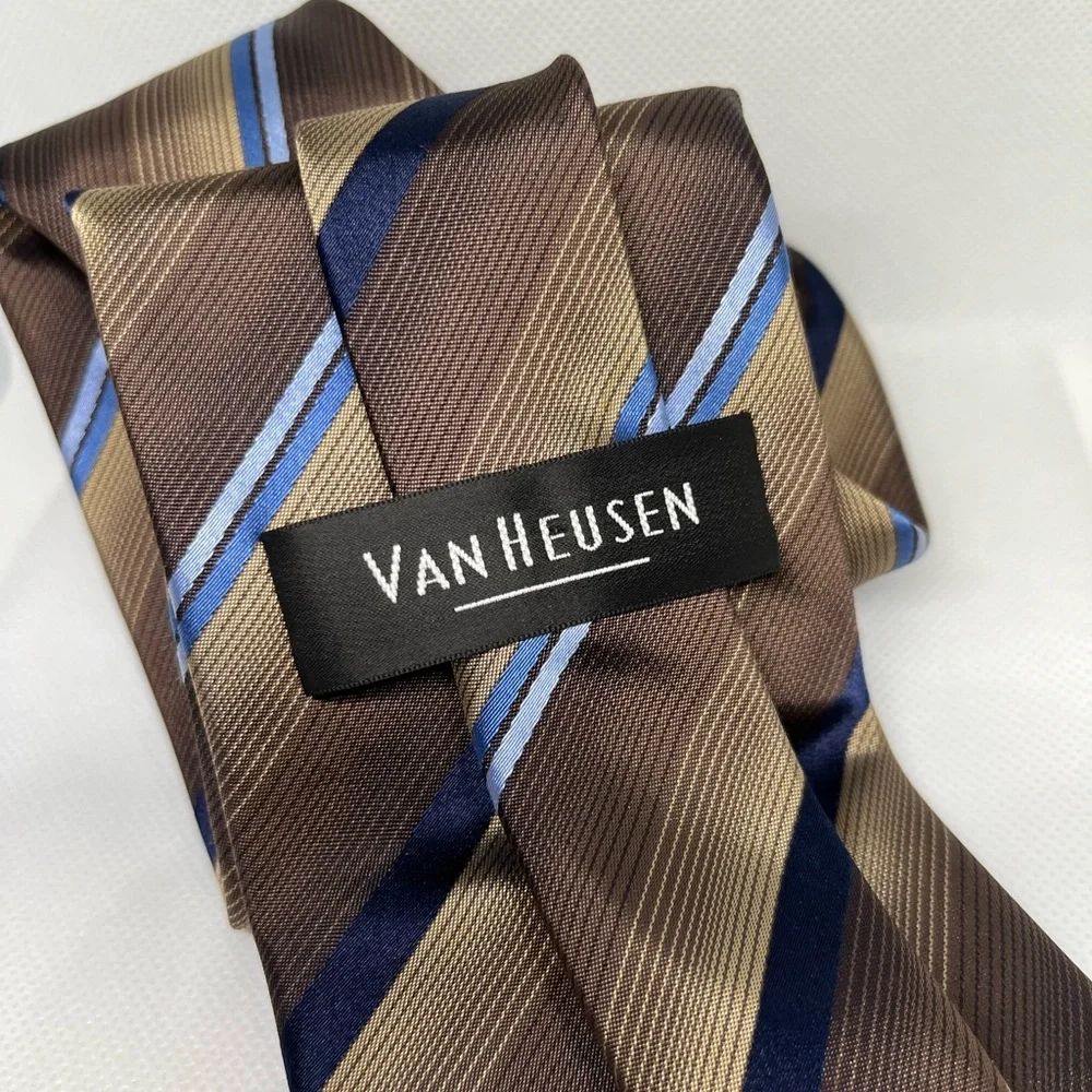 Van Heusen‎ Necktie